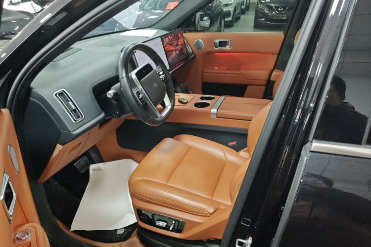 理想汽车 理想L7 2023款 Air中控内饰19
