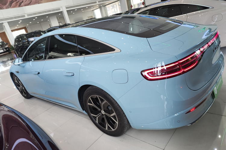 鸿蒙智行 智界S7 2024款 Pro 后驱长航版车身外观6003