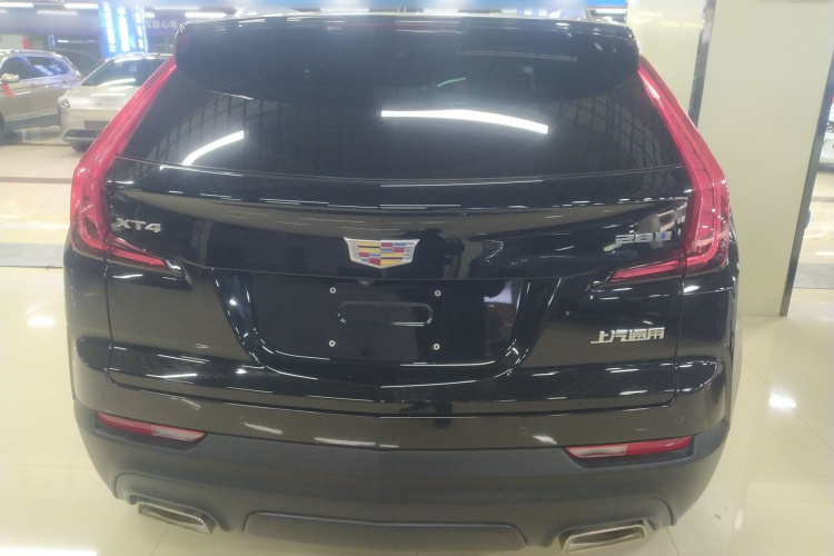 凯迪拉克XT4 2022款 28T 两驱风尚型车身外观6004