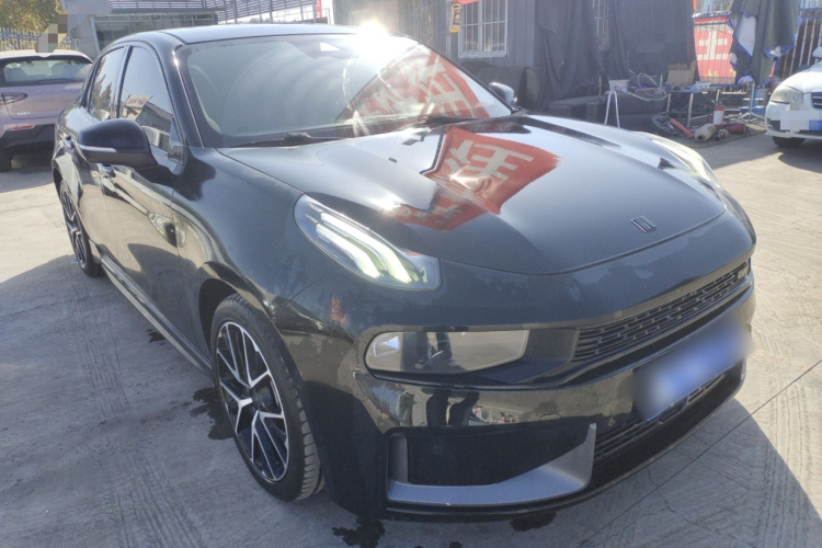 领克03 2020款 2.0TD 自动劲Pro版车身外观3