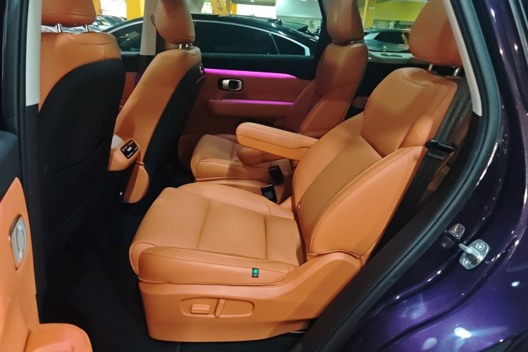 零跑汽车 零跑C16 2024款 增程 200激光雷达版中控内饰21