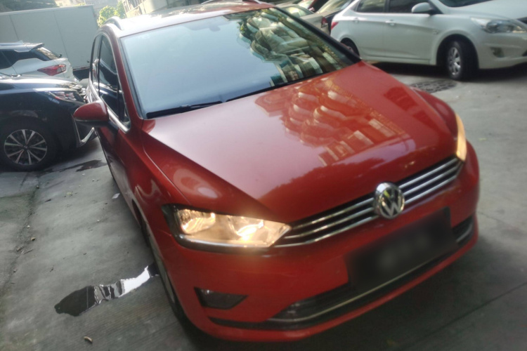 大众 高尔夫·嘉旅 2016款 230TSI 自动进取型车身外观6002