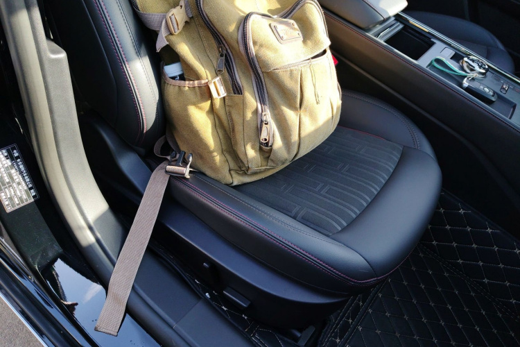 福特 蒙迪欧 2025款 1.5T EcoBoost 舒雅型局部细节41