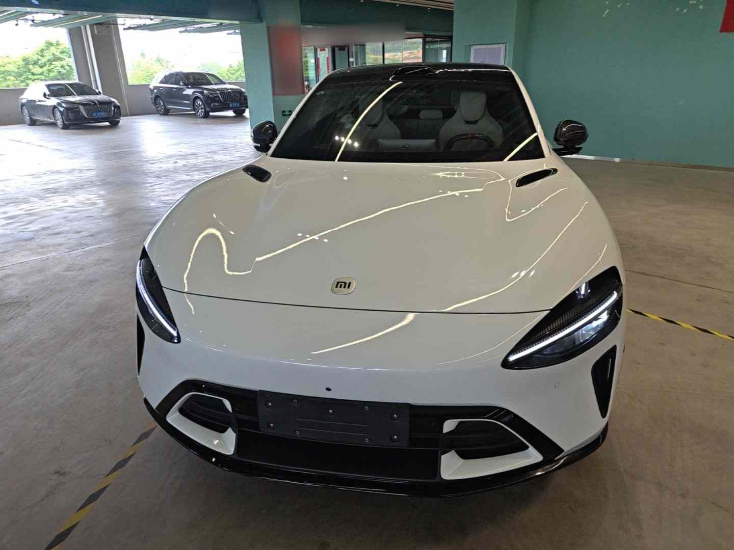 小米汽车 小米YU7 2025款 超长续航高性能四驱Max版(1)