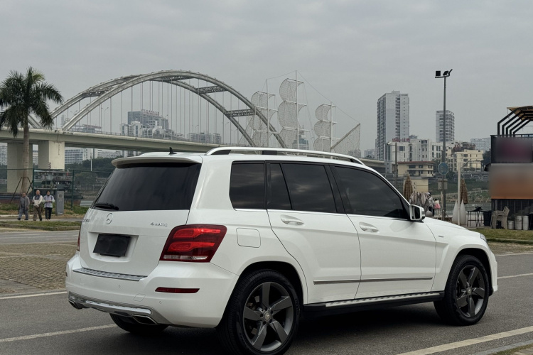 奔驰GLK级 2015款 GLK 260 4MATIC 时尚型 极致版车身外观6005