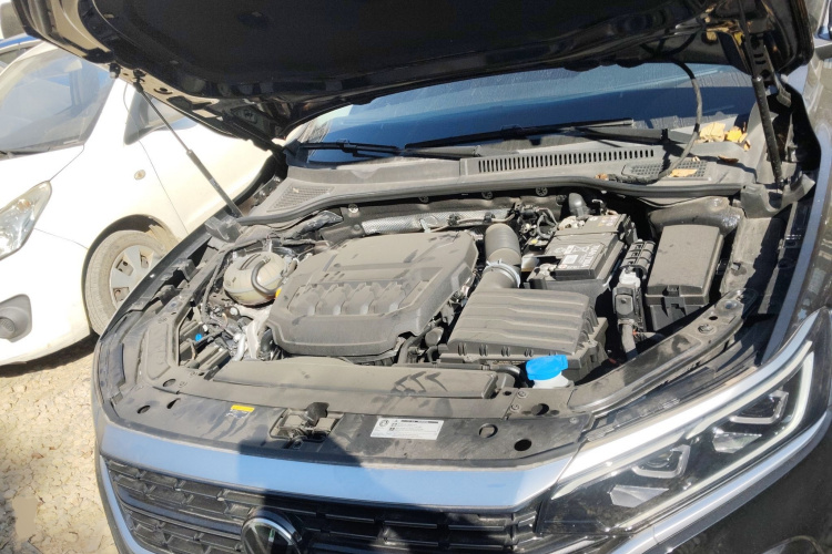 大众 帕萨特 2024款 380TSI 龙耀版机舱底盘24