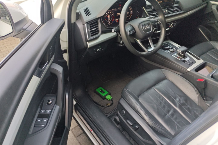 奥迪Q5L 2020款 改款 40 TFSI 荣享时尚型中控内饰20