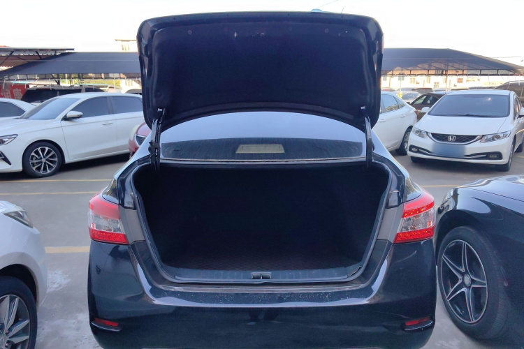 日产 轩逸 2012款 1.6XE CVT舒适版局部细节23