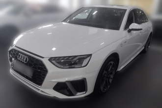 奥迪A4L 2025款 200万辆悦享版 40 TFSI 时尚动感型
