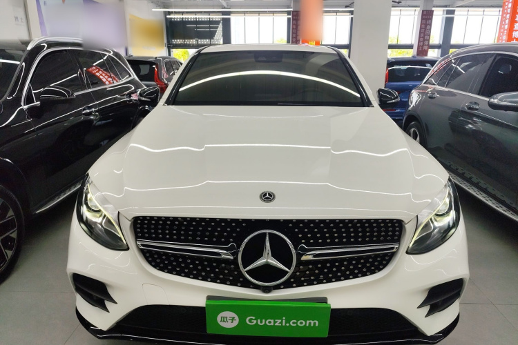 奔驰GLC轿跑 2019款 改款 GLC 260 4MATIC 轿跑SUV车身外观6001