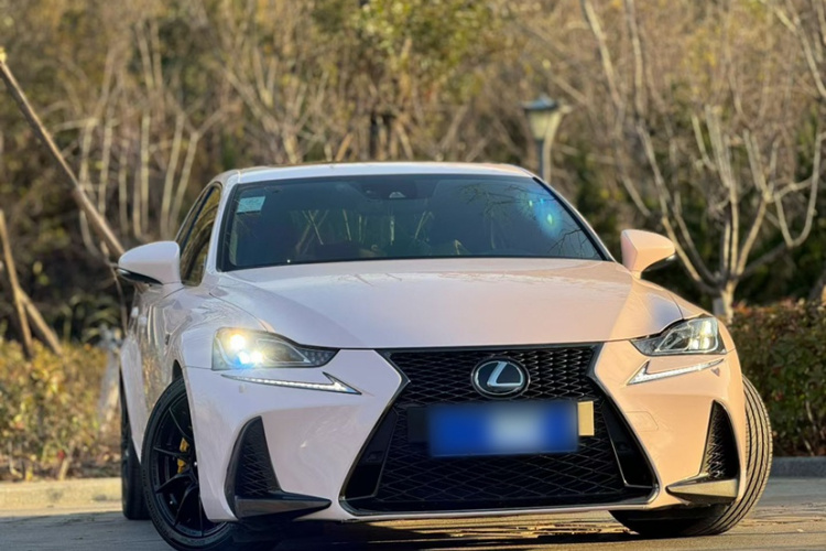 雷克萨斯IS 2017款 300 F SPORT版车身外观6011