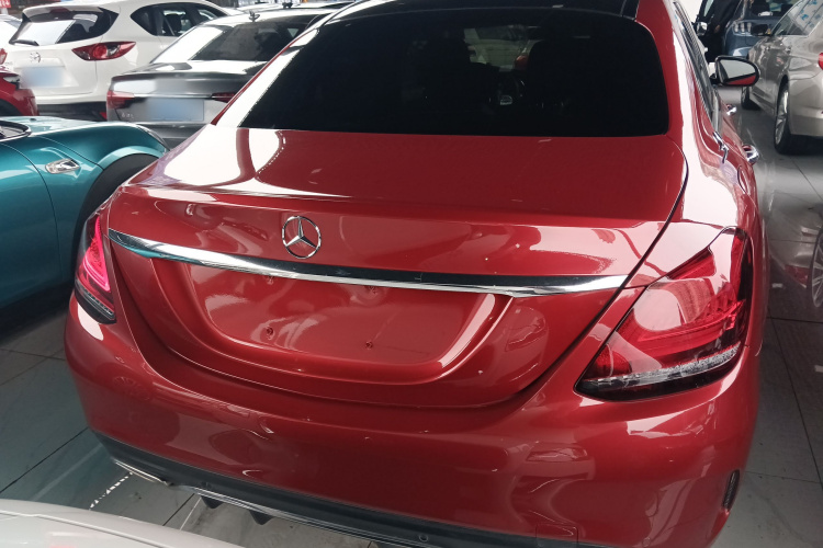 奔驰C级 2020款 C 260 L 运动版车身外观6