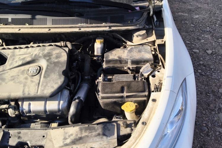 菲亚特 致悦 2014款 1.4T 自动时尚版局部细节9007