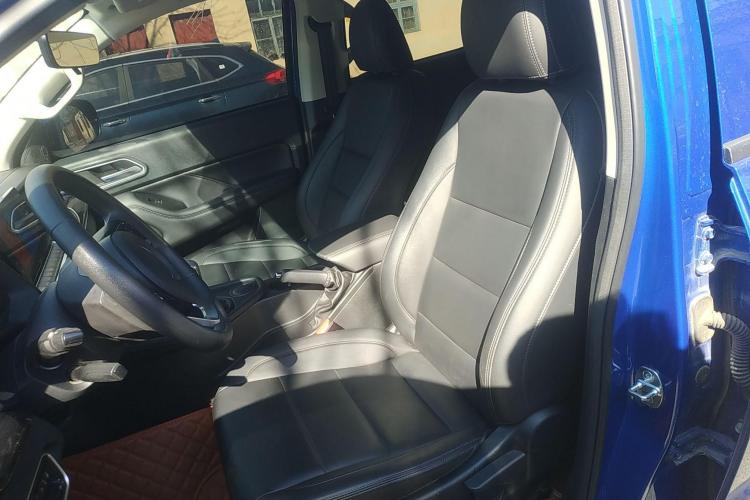 长城 炮 2023款 2.0T商用版手动柴油两驱精英型标箱GW4D20M局部细节19