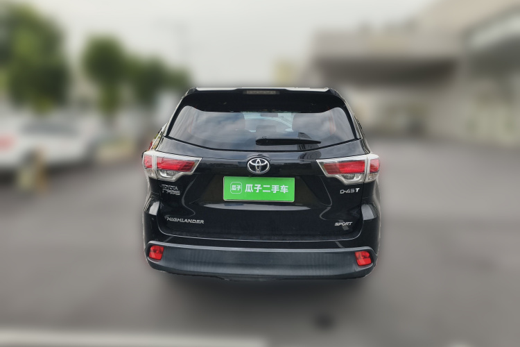 丰田 汉兰达 2015款 2.0T 两驱豪华版 7座车身外观6