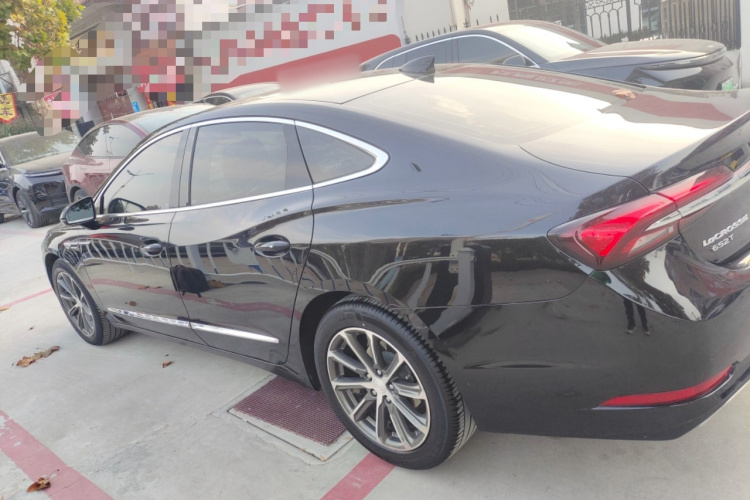 别克 君越 2020款 652T 豪华型车身外观6003