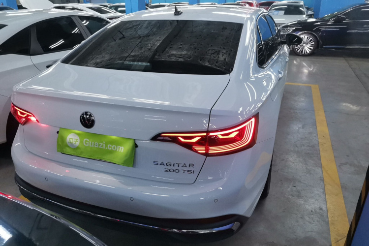 大众 速腾 2025款 200TSI DSG飞越版车身外观6