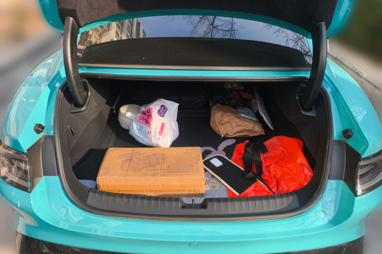 小米汽车 小米SU7 2024款 四驱超长续航高阶智驾Max版局部细节23