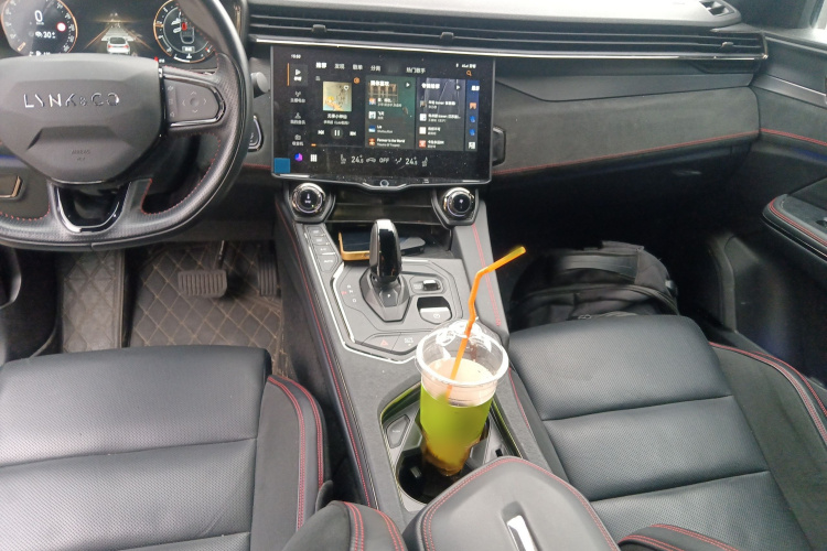 领克05 2020款 2.0TD 四驱劲Halo局部细节18