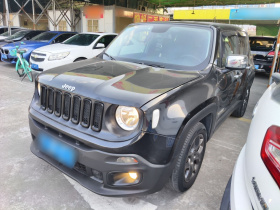Jeep 自由侠 2017款 180T 自动动能版+