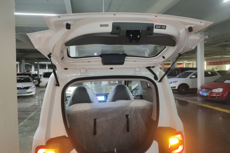 吉利银河 熊猫 2025款 210km 元气熊机舱底盘23