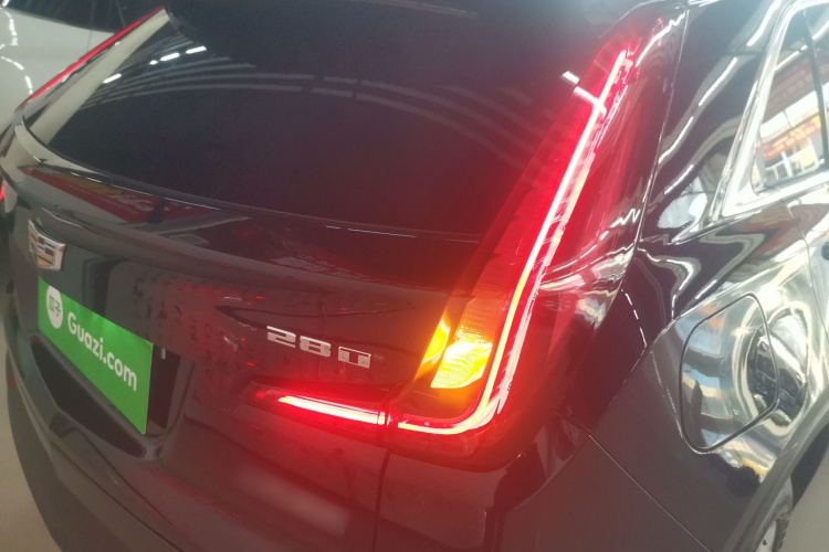 凯迪拉克XT4 2020款 改款 28T 两驱技术型车身外观9