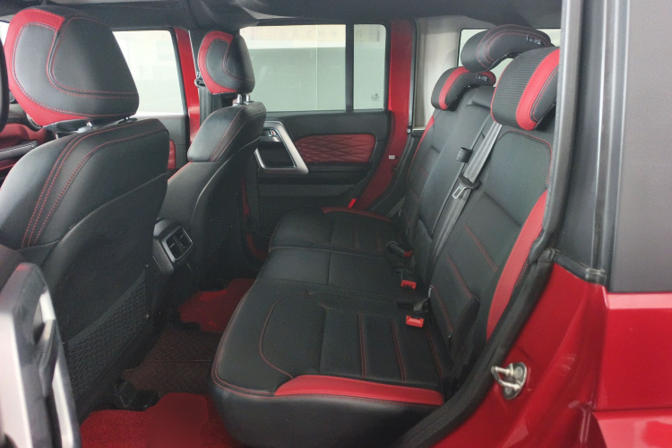 北京BJ40 2019款 2.0T 自动四驱城市猎人版旗舰型 国V中控内饰21