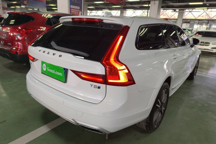 沃尔沃V90 2017款 Cross Country T5 AWD 智尊版车身外观7