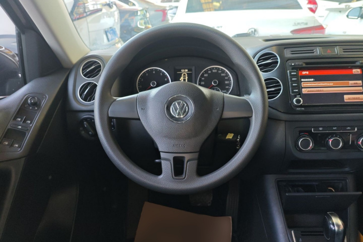 大众 途观 2016款 300TSI 自动两驱风尚版局部细节13