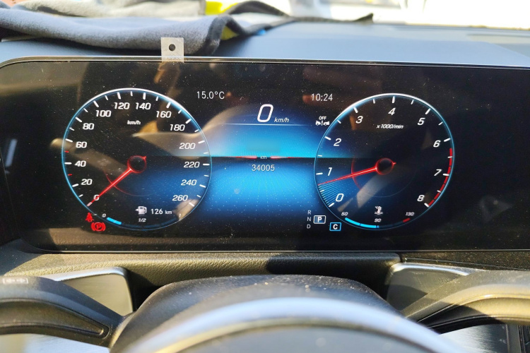 奔驰GLB 2023款 GLB 220 时尚型局部细节14