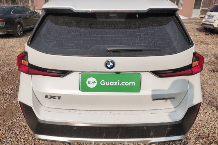 宝马iX1 2023款 eDrive25L M运动套装车身外观6004