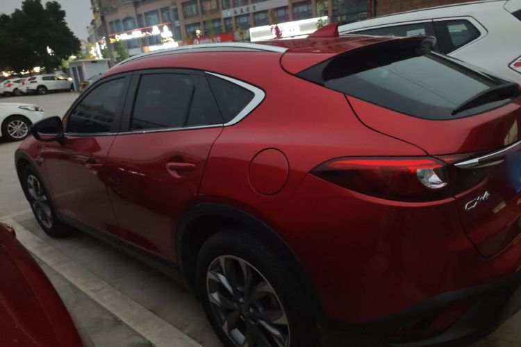 马自达CX-4 2016款 2.5L 自动四驱蓝天无畏版车身外观4