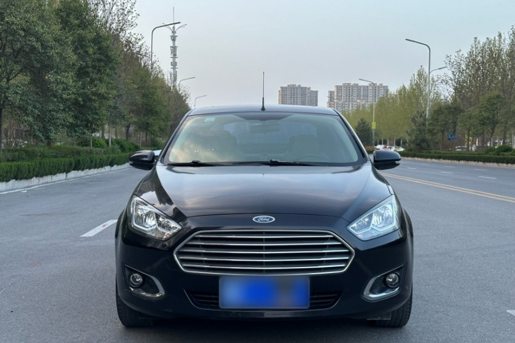 福特 福睿斯 2015款 1.5L 自动时尚型车身外观6001