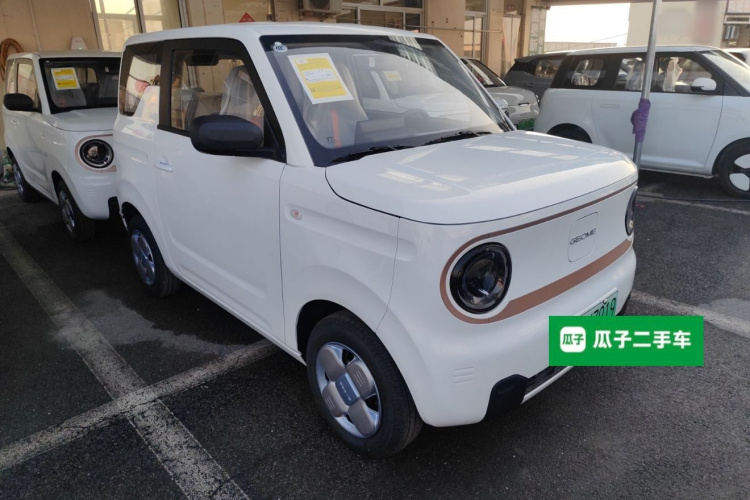 吉利银河 2024款 熊猫mini 200km 耐力熊车身外观3