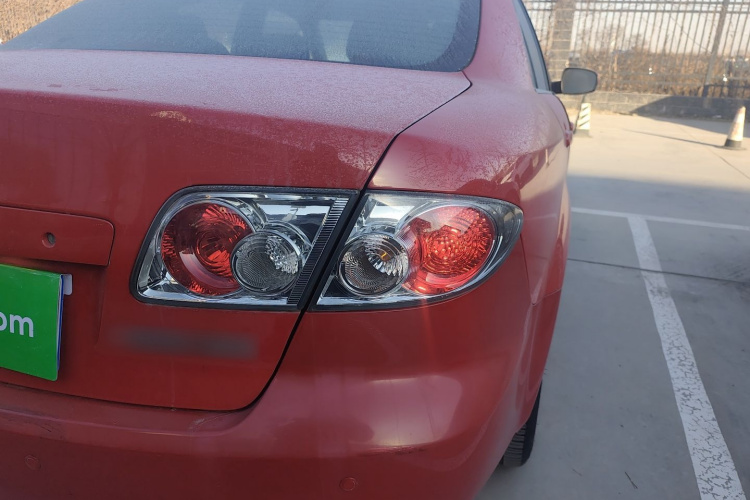 马自达6 2015款 2.0L 自动时尚型车身外观6005