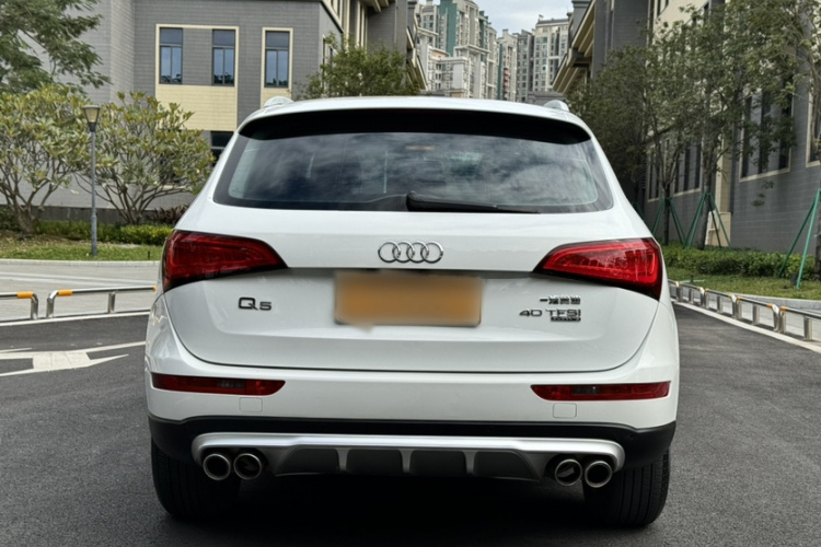 奥迪Q5 2015款 40 TFSI 技术型车身外观6011