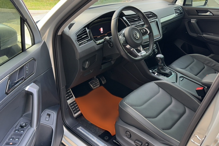 大众 途观L 2020款 330TSI 自动两驱R-Line旗舰版 国VI局部细节19