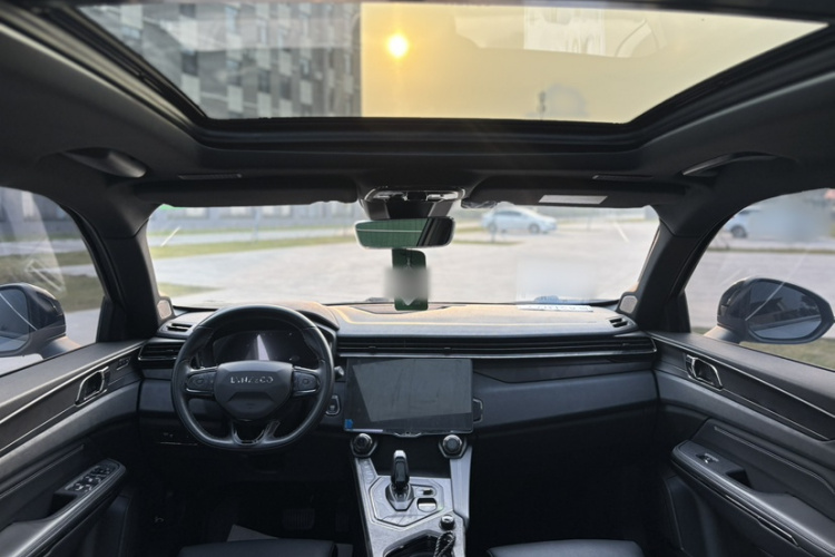 领克01 2021款 2.0TD 四驱劲Halo中控内饰7002