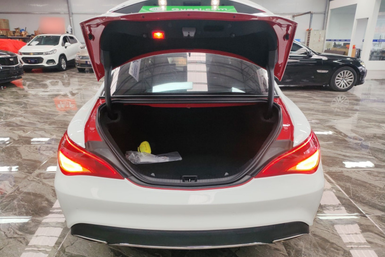 奔驰CLA 2018款 CLA 200 动感型机舱底盘23
