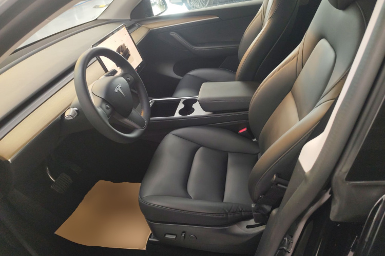 特斯拉 Model Y 2022款 改款 后轮驱动版局部细节19