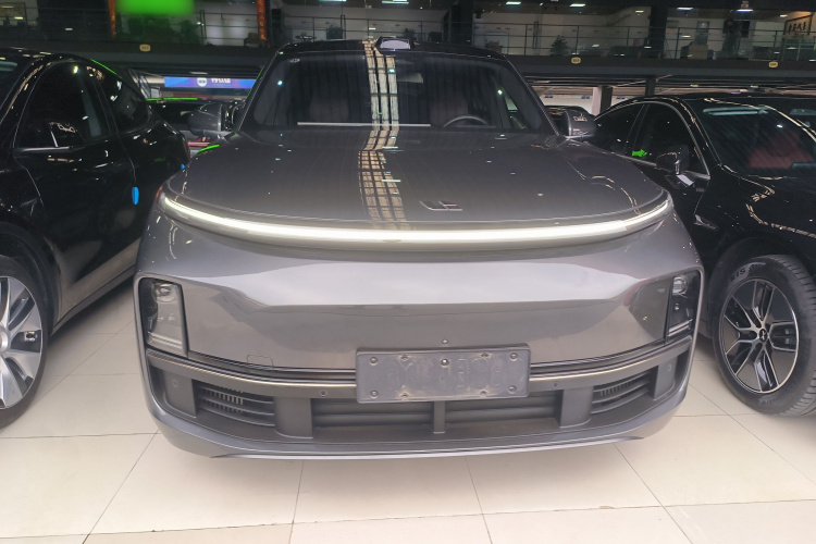 理想汽车 理想L9 2022款 Max车身外观2