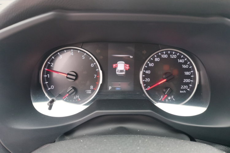 丰田 威兰达 2020款 2.0L CVT两驱豪华版局部细节14