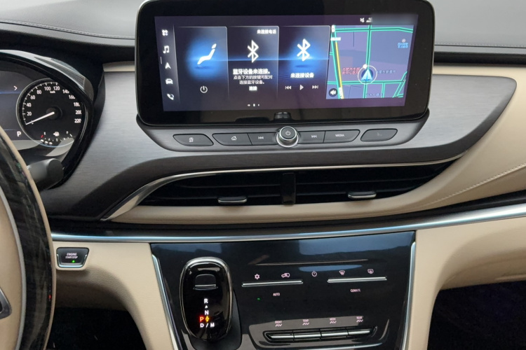 别克GL8 2022款 陆上公务舱 652T 智慧尊贵型局部细节16