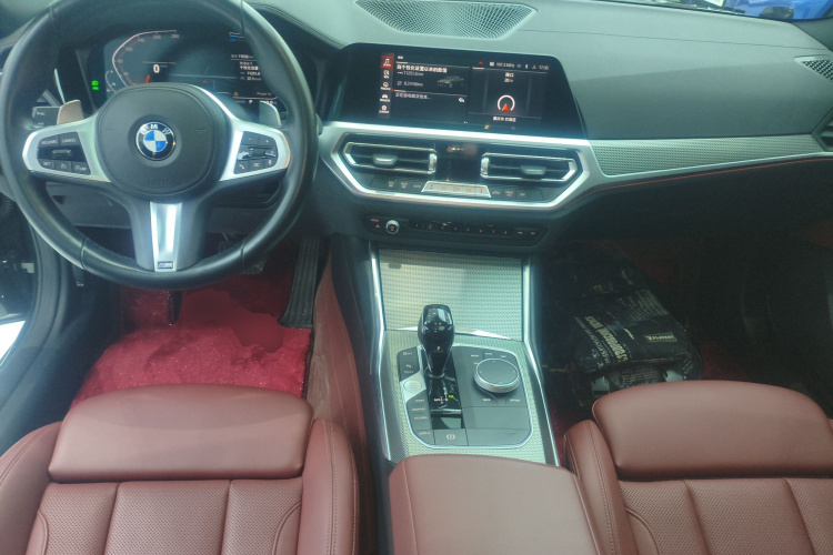 宝马4系 2022款 425i Gran Coupe M运动曜夜套装中控内饰7002