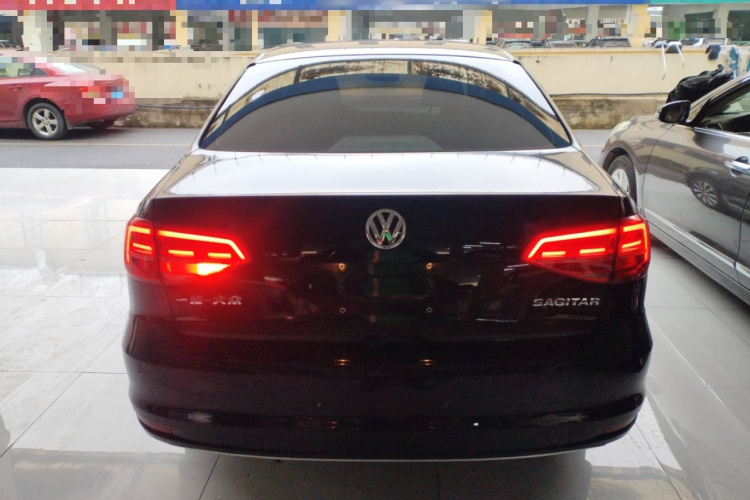 大众 速腾 2018款 1.6L 自动舒适型车身外观6004