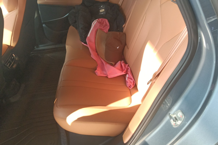 小鹏P5 2022款 460E+中控内饰7004