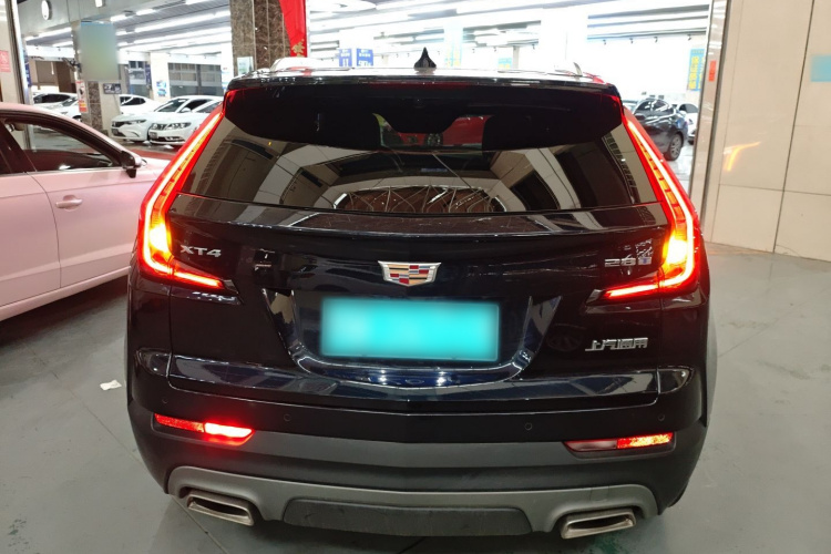 凯迪拉克XT4 2023款 28T 两驱豪华型车身外观6