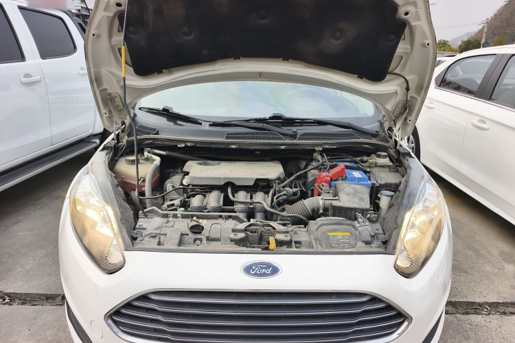 福特 嘉年华 2013款 两厢 1.5L 手动风尚型局部细节24