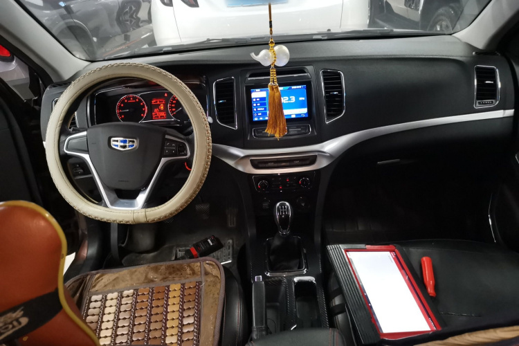 吉利汽车 远景 2016款 1.5L 手动幸福版中控内饰7002