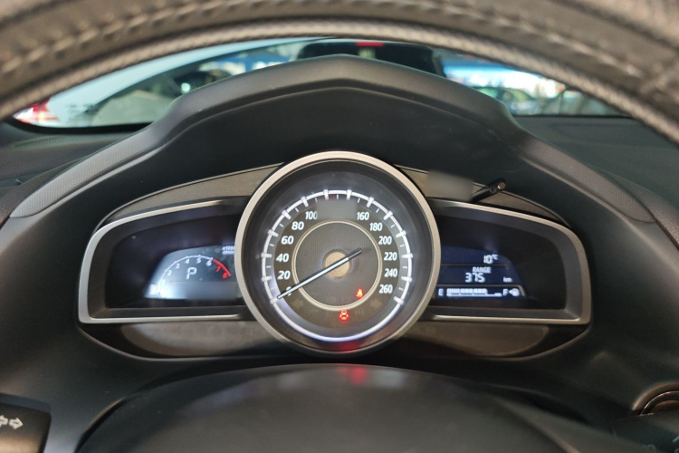 马自达CX-4 2016款 2.5L 自动四驱蓝天激情版局部细节14